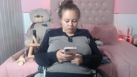 patty squirt87 online show from January 6, 2:26 am