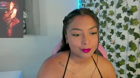 paulina online show from December 10, 6:17 pm