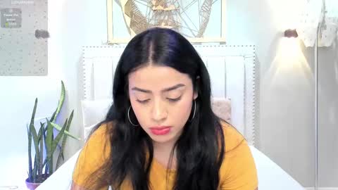 Snapshot of paulafer_ chatting on September 28, 8:03 pm      online show from September 28, 8:03 pm