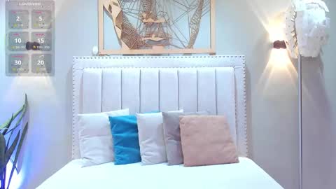 Snapshot of paulafer_ chatting on October 11, 8:55 pm      online show from October 11, 8:55 pm