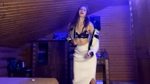 Ashley Cooper online show from September 13, 5:43 pm