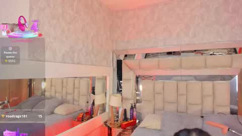 Snapshot of pauletejohnson chatting on October 16, 3:31 am pauletejohnson online show from October 16, 3:31 am