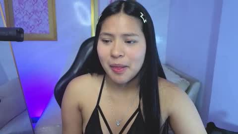 Live 800am 200pm COLOMBIAN HOUR online show from March 28, 1:43 pm