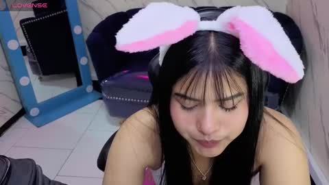 Snapshot of paulette_v chatting on September 9, 1:33 pm Live 800am 200pm COLOMBIAN HOUR online show from September 9, 1:33 pm