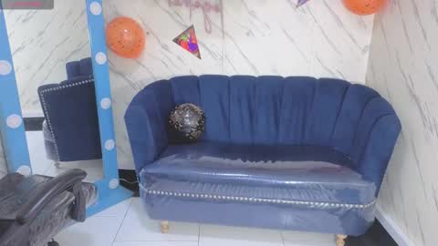 Snapshot of paulette_v chatting on October 22, 1:38 pm Live 800am 200pm COLOMBIAN HOUR online show from October 22, 1:38 pm