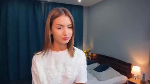 Snapshot of paulettelafevre chatting on September 10, 7:58 pm Eva online show from September 10, 7:58 pm
