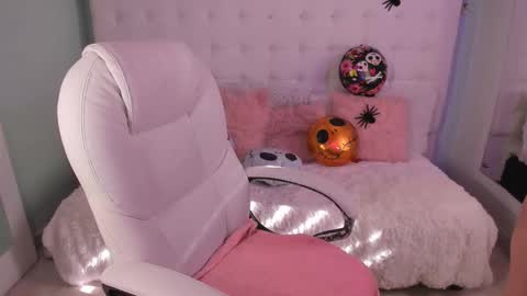 Snapshot of paulha_miller chatting on October 24, 1:07 pm paulha_miller online show from October 24, 1:07 pm