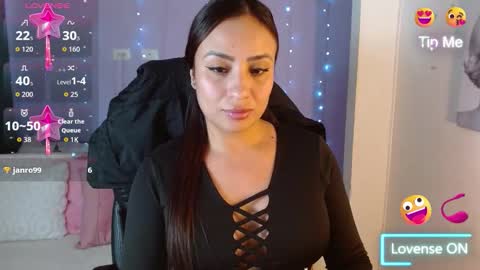 paulina online show from December 4, 4:08 pm