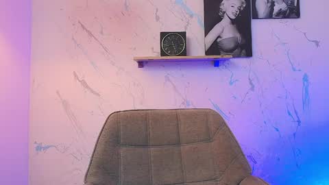 PAULINA  online show from May 27, 5:26 am