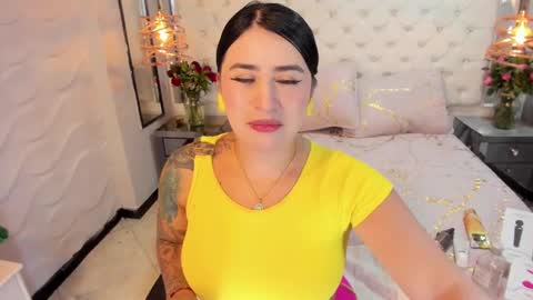 paulinabelen21 online show from February 21, 3:56 am