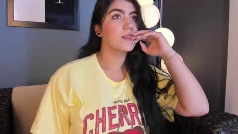 Paulina online show from February 14, 1:29 pm