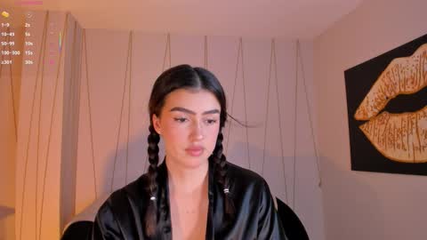 Paulina Santos  online show from March 26, 8:21 pm