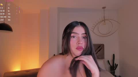 Paulina Santos  online show from March 20, 7:30 pm