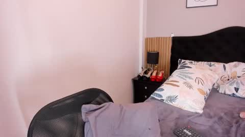 Pauline online show from March 29, 9:52 am