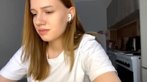 Sonya online show from December 1, 8:51 am