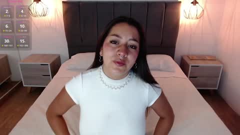 Paula online show from January 28, 12:00 pm