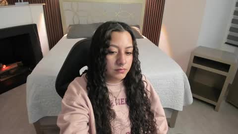 Paulys  online show from April 17, 12:18 pm