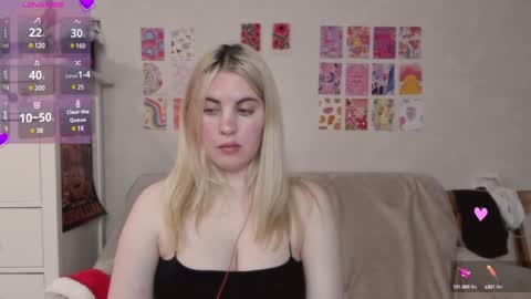 Allisses online show from December 26, 1:54 pm