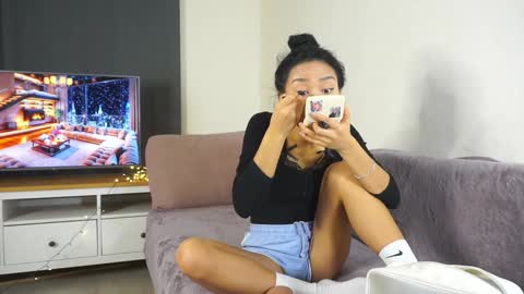 Violetta online show from December 13, 8:10 am