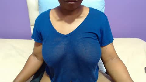 Snapshot of peachassxx chatting on February 9, 3:45 pm peachy online show from February 9, 3:45 pm