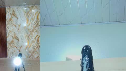 peachy__baby online show from May 26, 2:27 pm