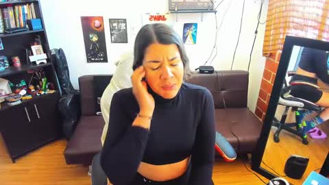 Snapshot of peanut_tangerine chatting on January 18, 8:19 pm Tangerine Penaut online show from January 18, 8:19 pm