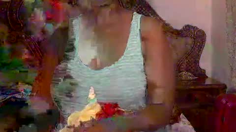 Snapshot of pearassmmm chatting on December 30, 8:58 pm pearassmmm online show from December 30, 8:58 pm