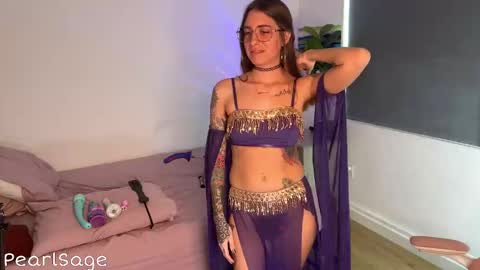 Pearl Sage online show from October 7, 10:47 pm