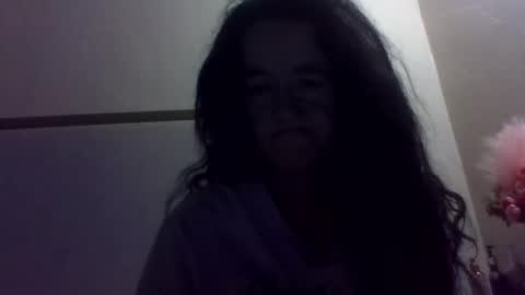 pebblezmeowkitty online show from November 14, 12:27 pm