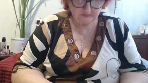 PeggySoft online show from April 12, 2:09 pm