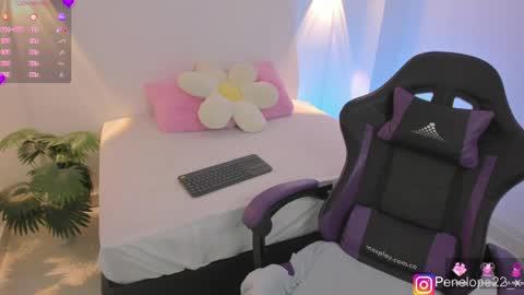 Nana online show from April 3, 7:06 am