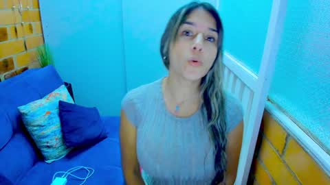 Snapshot of penelope47 chatting on January 18, 7:15 pm Penelope online show from January 18, 7:15 pm