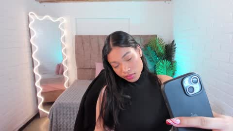 penelope online show from December 13, 3:38 am
