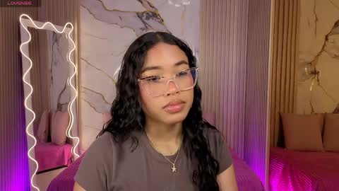 penelope online show from April 13, 3:30 am