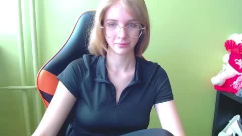 Penny online show from April 21, 6:31 am