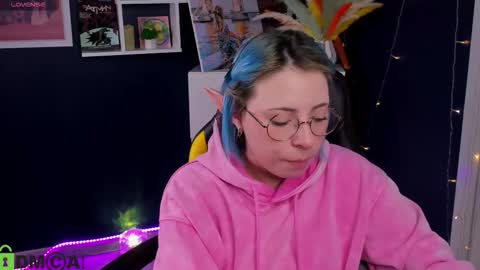 Snapshot of penny_stanley chatting on October 24, 2:29 am penny online show from October 24, 2:29 am