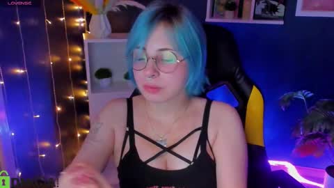 Snapshot of penny_stanley chatting on October 1, 2:16 am penny online show from October 1, 2:16 am