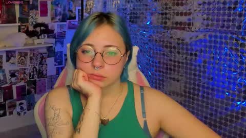 Snapshot of penny_stanley chatting on September 29, 2:05 am penny online show from September 29, 2:05 am