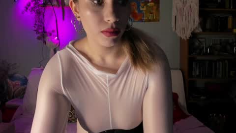 Snapshot of pepperage chatting on January 30, 6:35 am Olivia online show from January 30, 6:35 am
