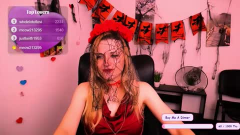 Snapshot of peppymia chatting on October 31, 8:07 am Mia online show from October 31, 8:07 am