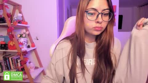 Snapshot of perfect__ana chatting on October 26, 11:33 pm Sarah Ana Banana online show from October 26, 11:33 pm