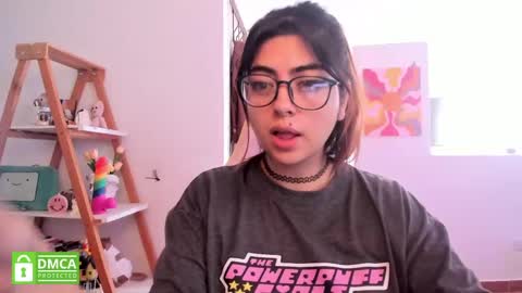 Sarah Ana Banana online show from April 10, 3:51 pm