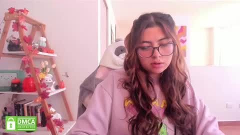 Snapshot of perfect__ana chatting on October 1, 5:07 pm Sarah Ana Banana online show from October 1, 5:07 pm