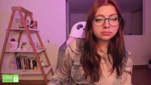 Snapshot of perfect__ana chatting on March 11, 12:00 am Sarah Ana Banana online show from March 11, 12:00 am