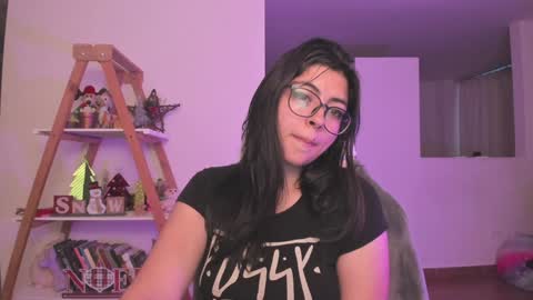 Snapshot of perfect__ana chatting on January 7, 11:14 pm Sarah Ana Banana online show from January 7, 11:14 pm