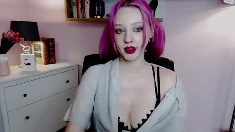 Snapshot of perfect_madeline chatting on January 26, 2:41 pm Madeline online show from January 26, 2:41 pm