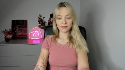 Cindy online show from December 7, 5:26 am