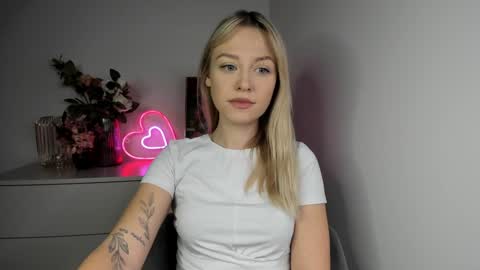 Cindy online show from December 18, 6:21 am