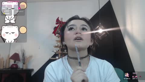   online show from December 5, 8:22 pm