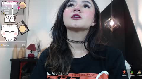   online show from December 23, 8:03 pm